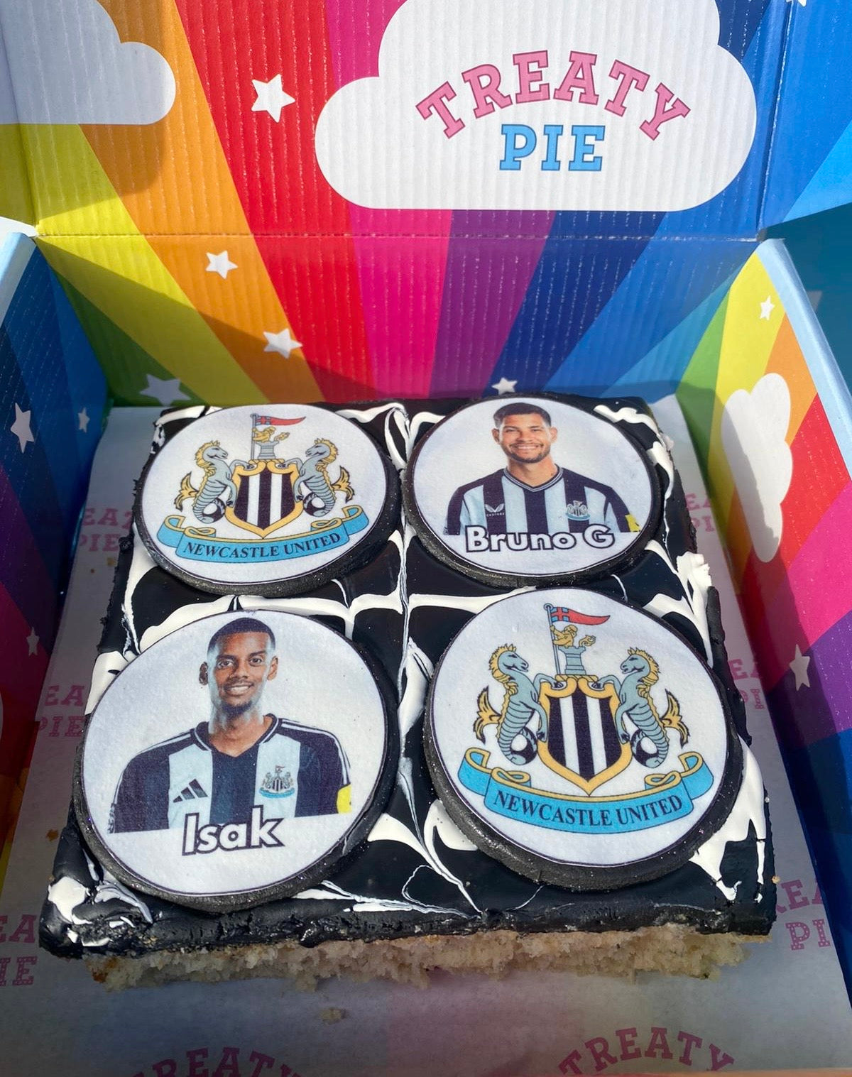 Newcastle FC Bake