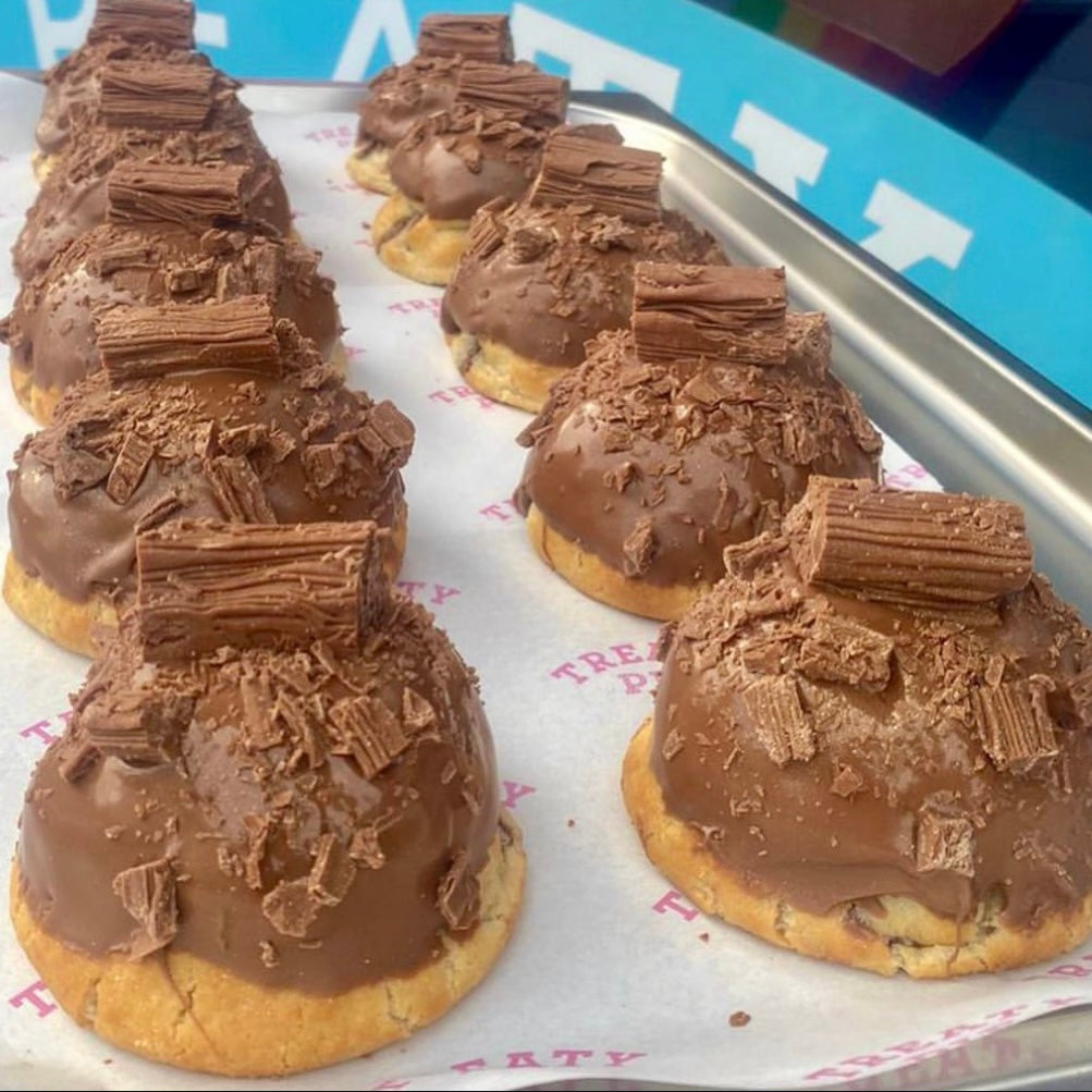 Flake Stuffed Cookie