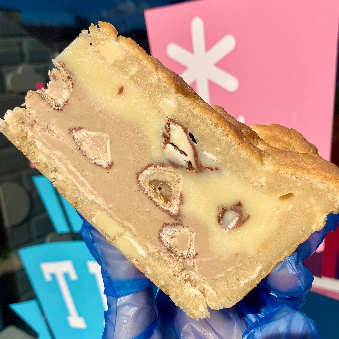 White Kinder Cookie Pie