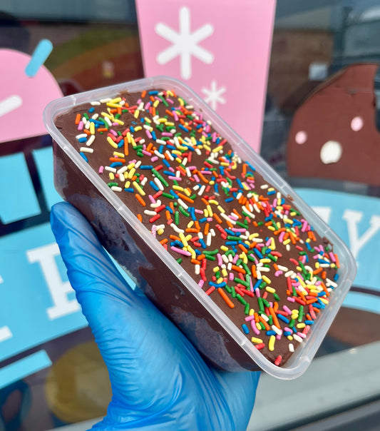 Bruce Cake Box