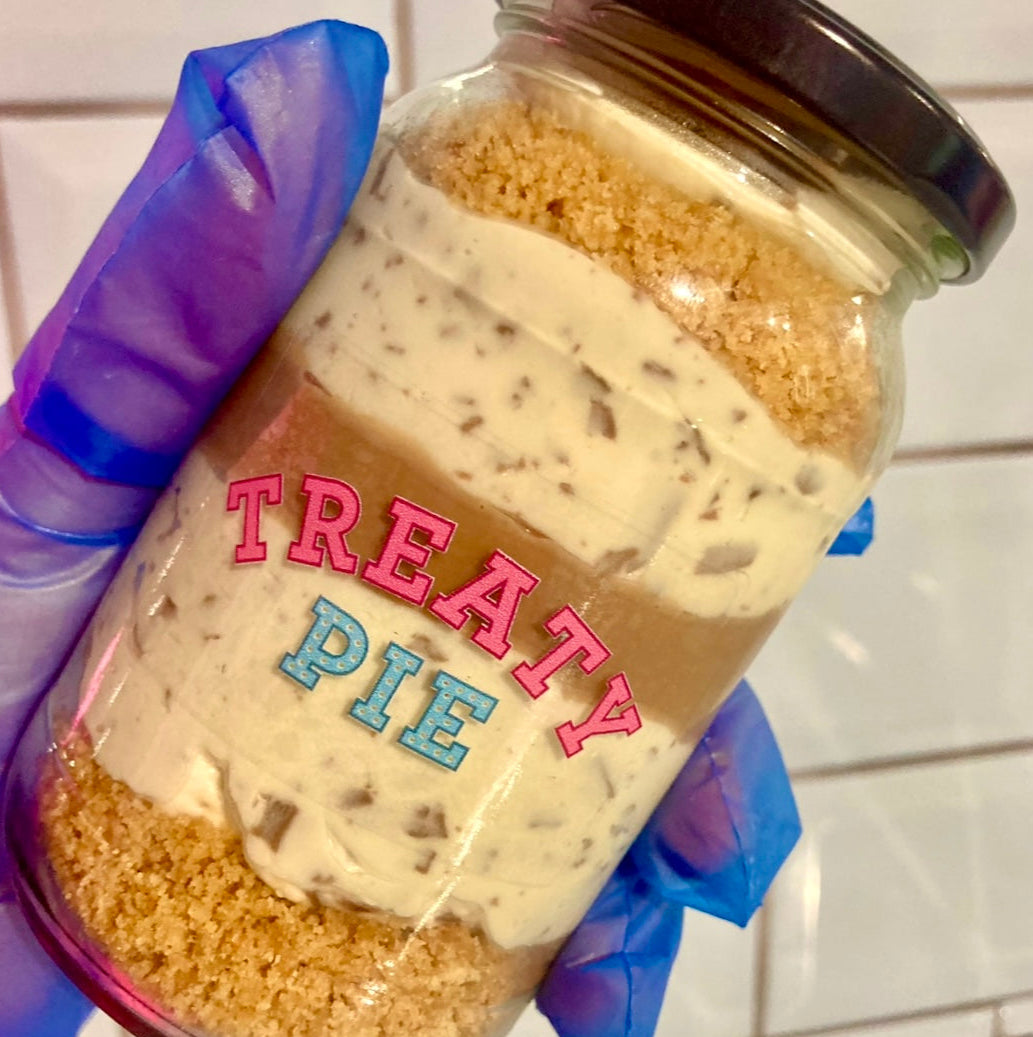 Cadburys Flake Cheesecake Jar