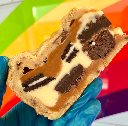 Full Big Brownie Badboy Cookie Pie